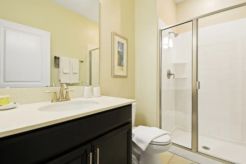 Four Bedrooms w/ Pool Townhome 4841