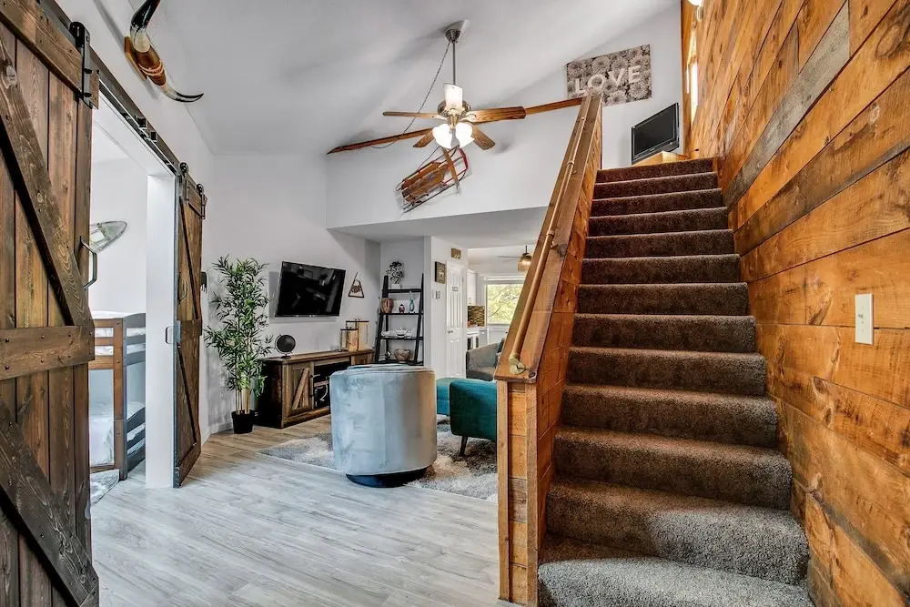 Mountaineer's Cottage - Cozy Condo In The Gorgeous White Mountains 2 Bedroom Condo by Redawning