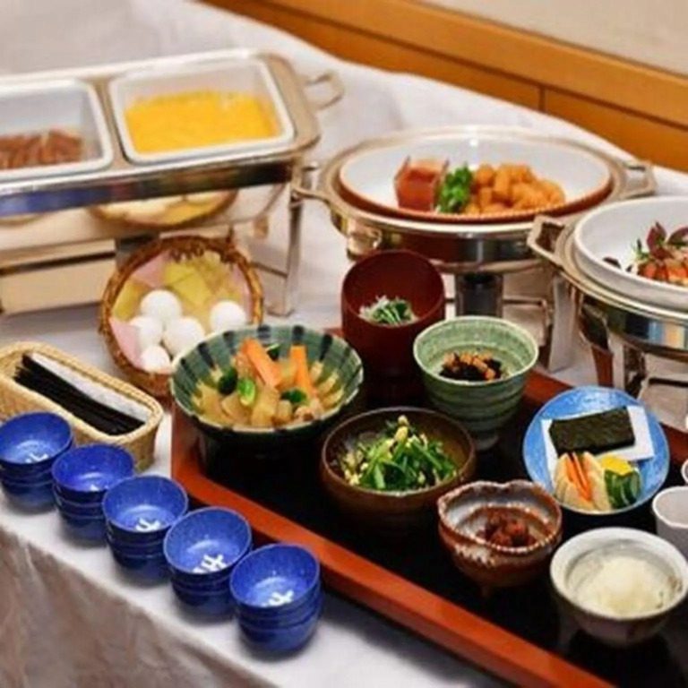 Отель The Crest Hotel Kashiwa