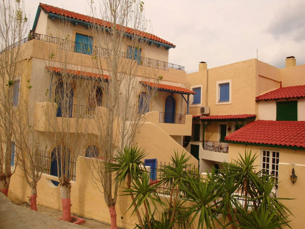 Maria-Flora Apartments