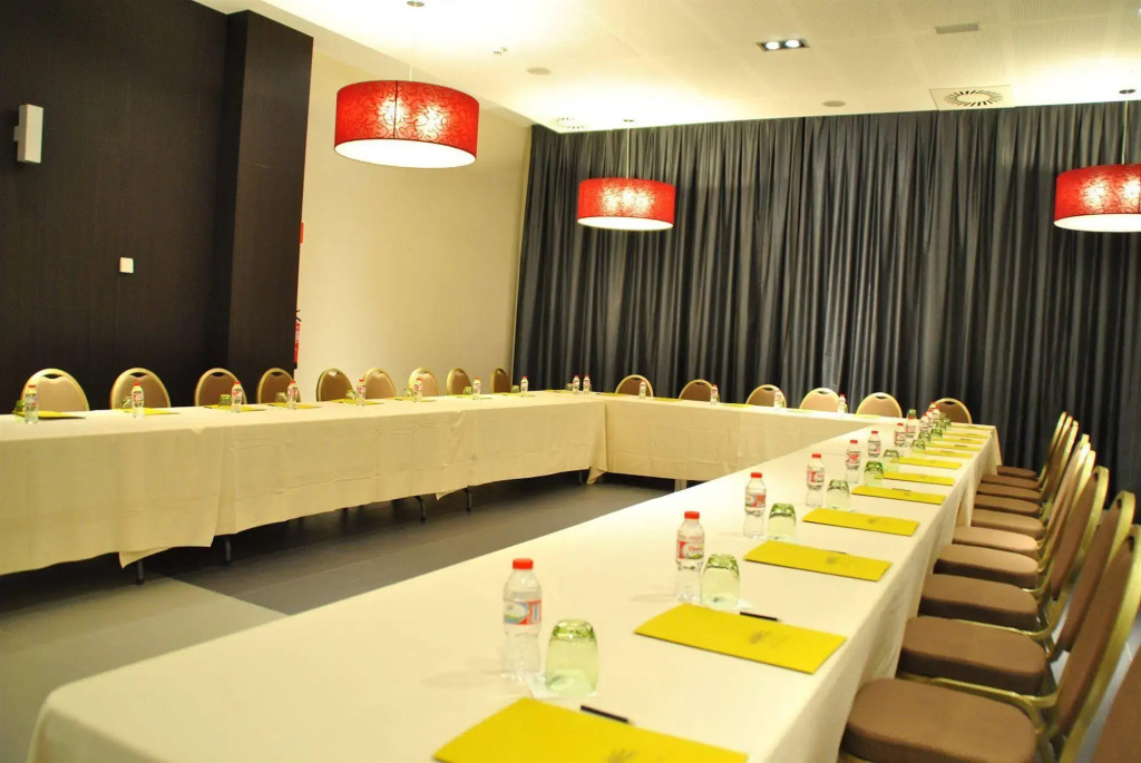Breas Hotel