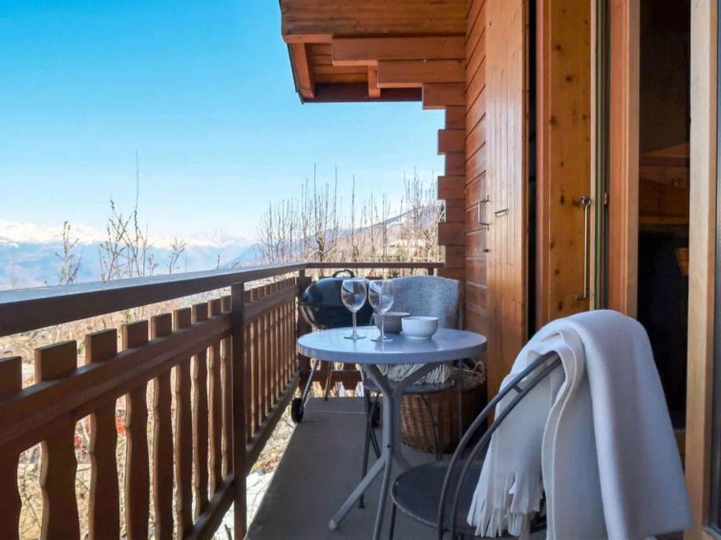 Chalet Lara by Interhome