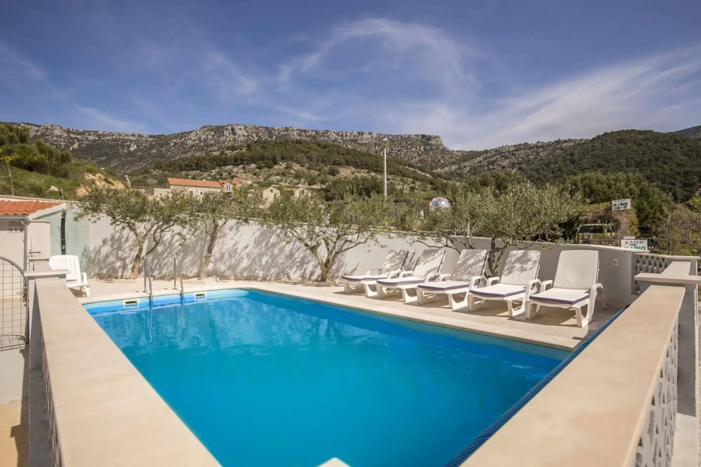 Bol apartments Gospojica