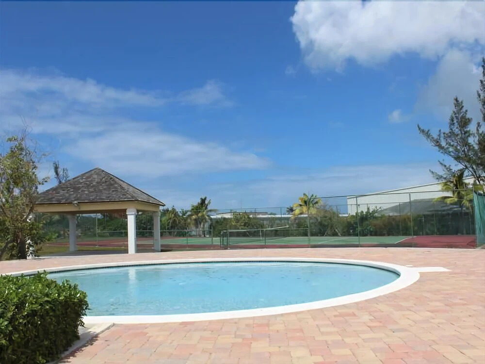 Beautiful Bahamian Getaway