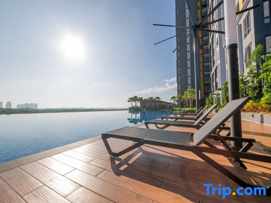 Sunway Grid Loft Suite by Nest Home【Olympic Size Pool】