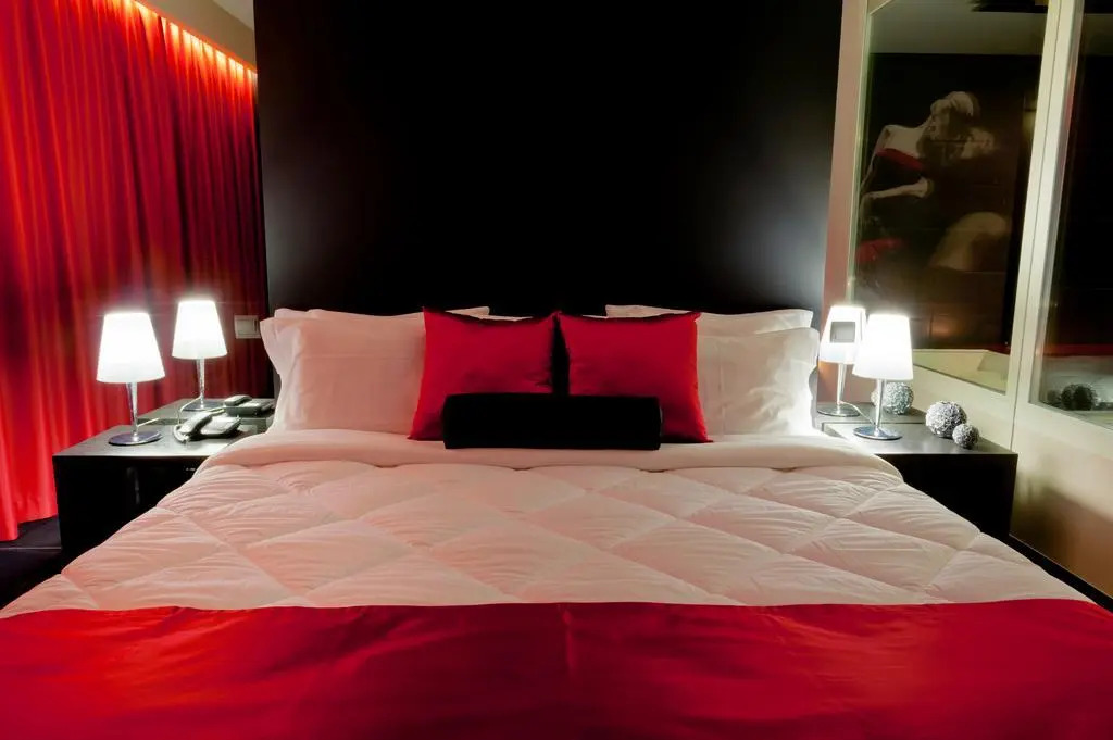 Vinyl M Hotel
