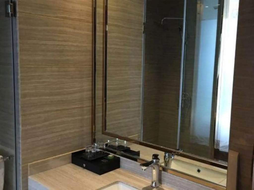 Zhoushan Pinzhu Art Hotel (Baolong Plaza)