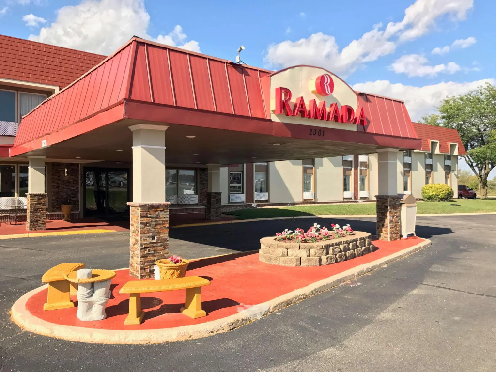 Albert Lea Inn and Suites