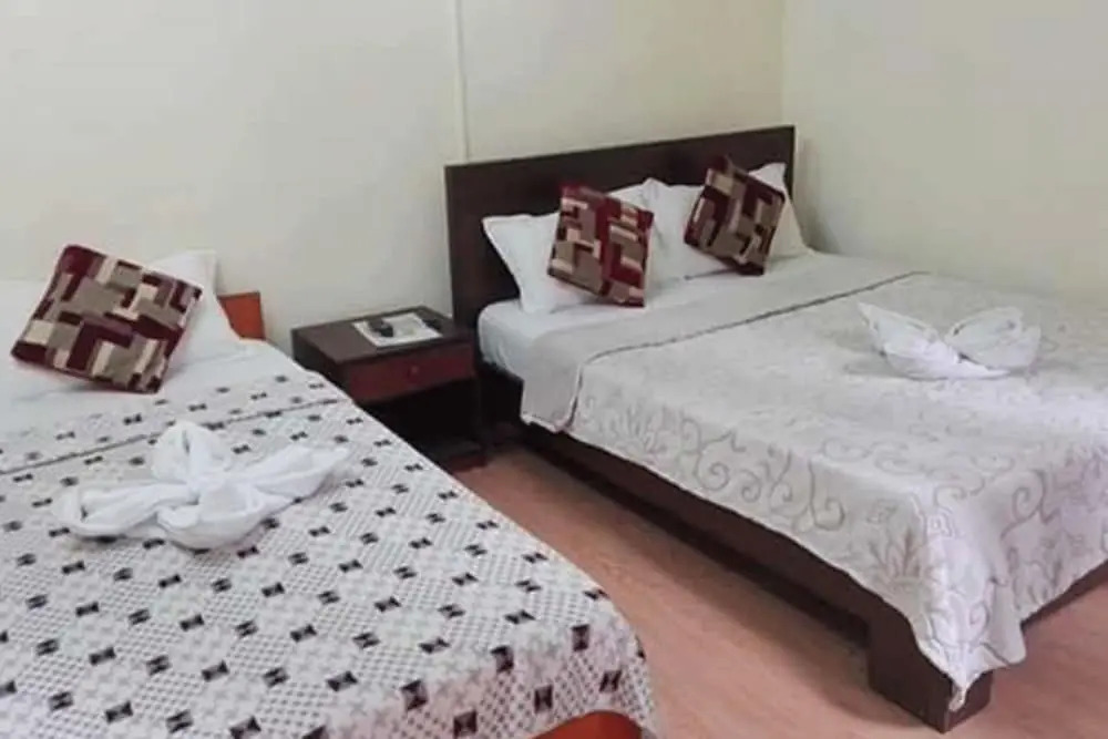 Hotel Sisters Home