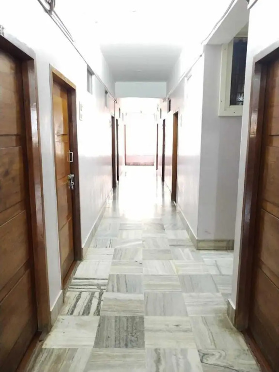 iROOMZ Hotel Abhiman