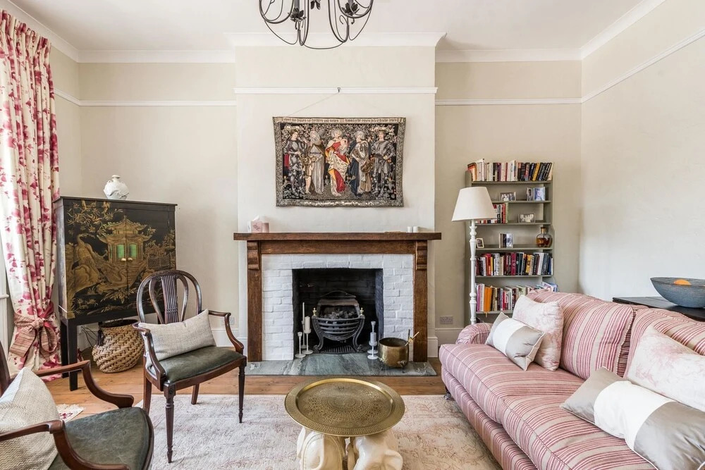 NEW Luxury 1BD Flat in Heart of Kensington Olympia