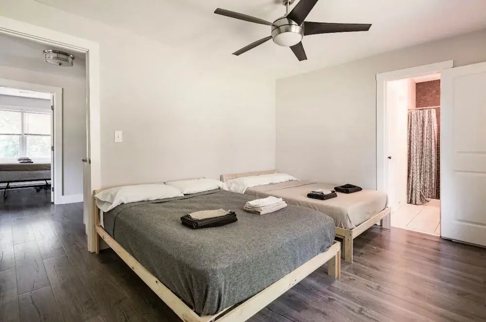 Charming Fully-renovated Bungalow