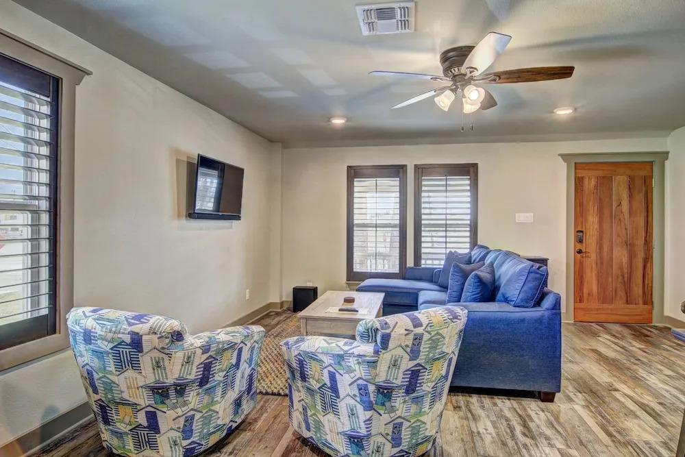 Flats  A 2 Bedroom Cottage by RedAwning
