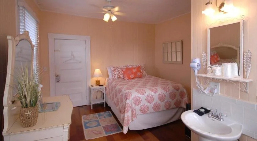 Inkwell Beach Cottage
