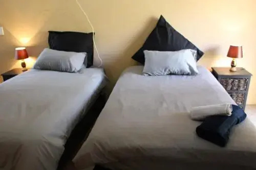 Safari Manor