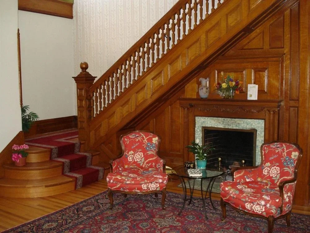 Estabrook House