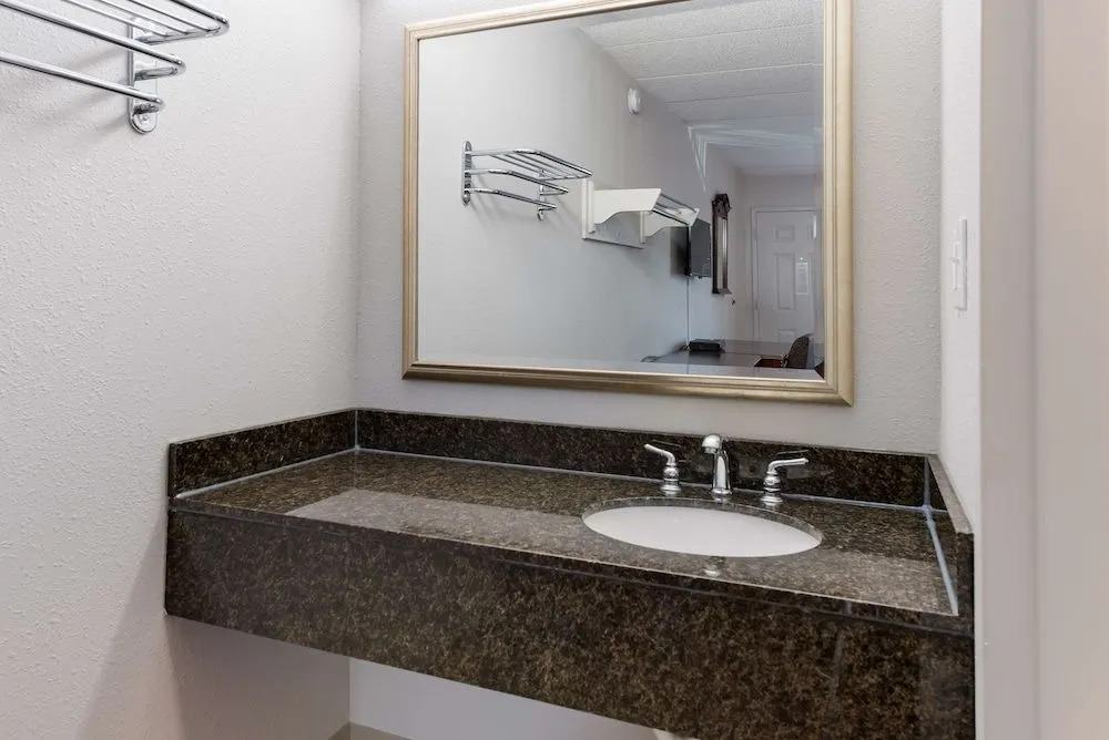 Americas Best Value Inn Columbus