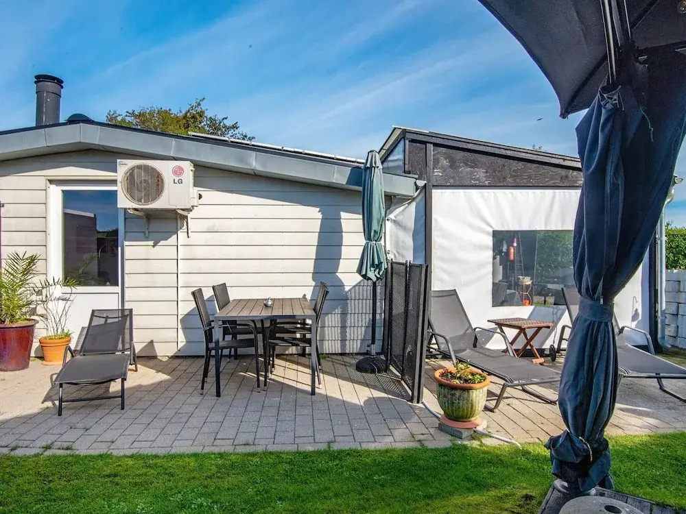 6 Person Holiday Home in Broager-by Traum