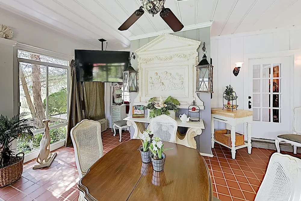 Elegant Updated W/ Pond On 20 Acres 4 Bedroom Home