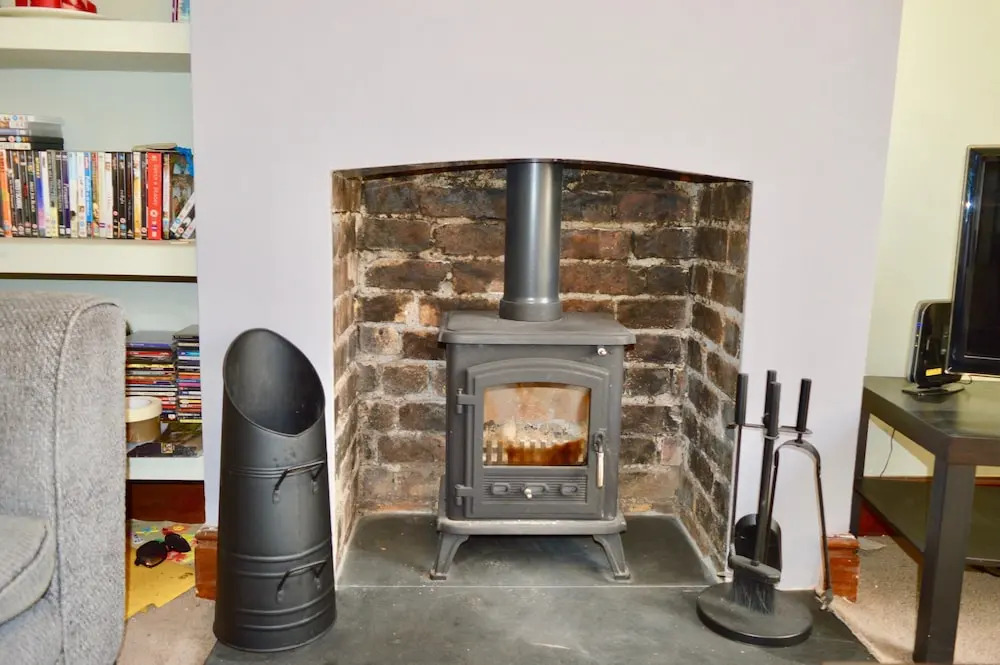 Charming 2 Bedroom House With Terrace