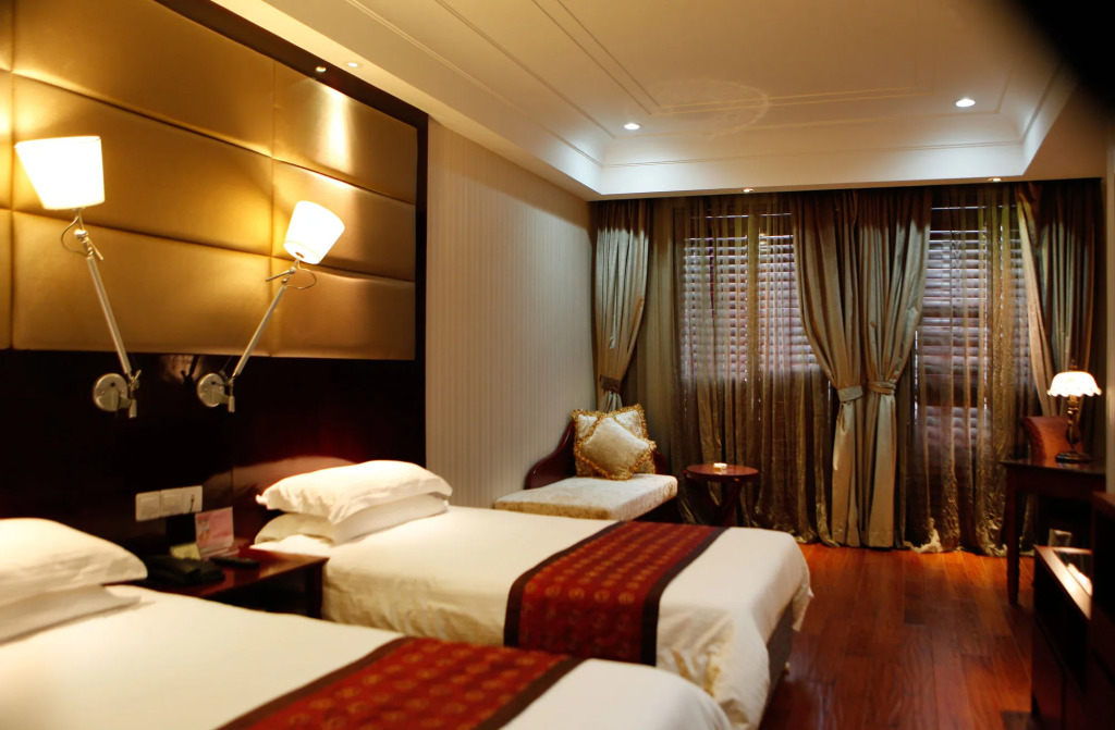 Seventh Heaven Hotel