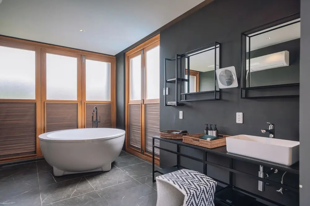Reflexion Villas GLANZ by Relapool