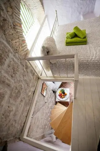 Aurora Tiny Apartment