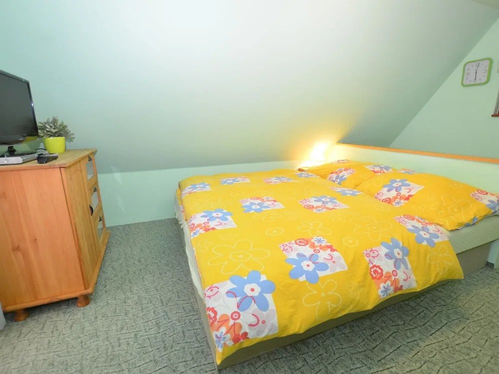 Cozy Chalet in Modrišice With Swimming Pool