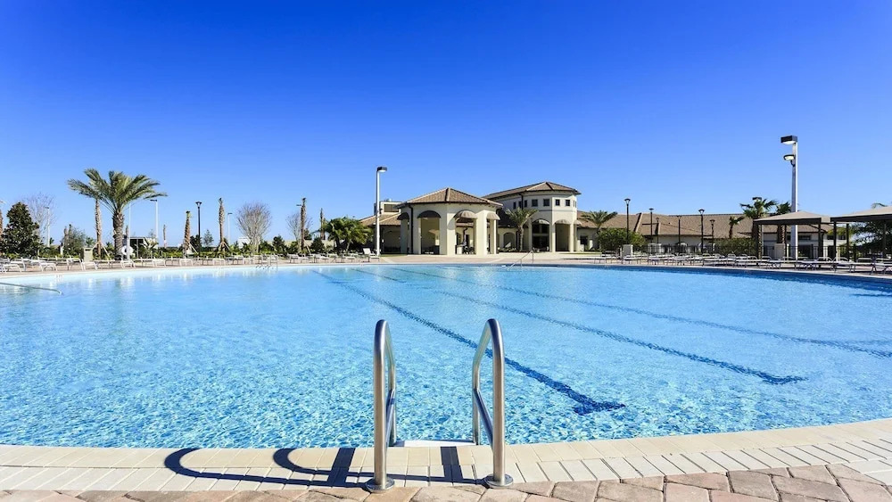 Spacious Getaway with Pool, Near Orlando Parks