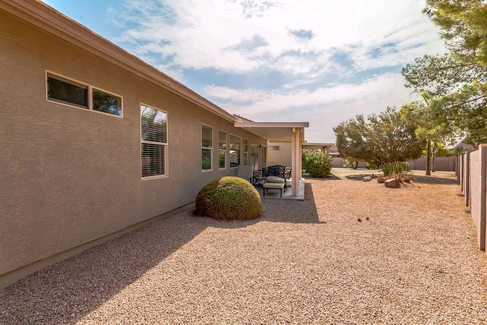 Windstream - 2 Br home by RedAwning