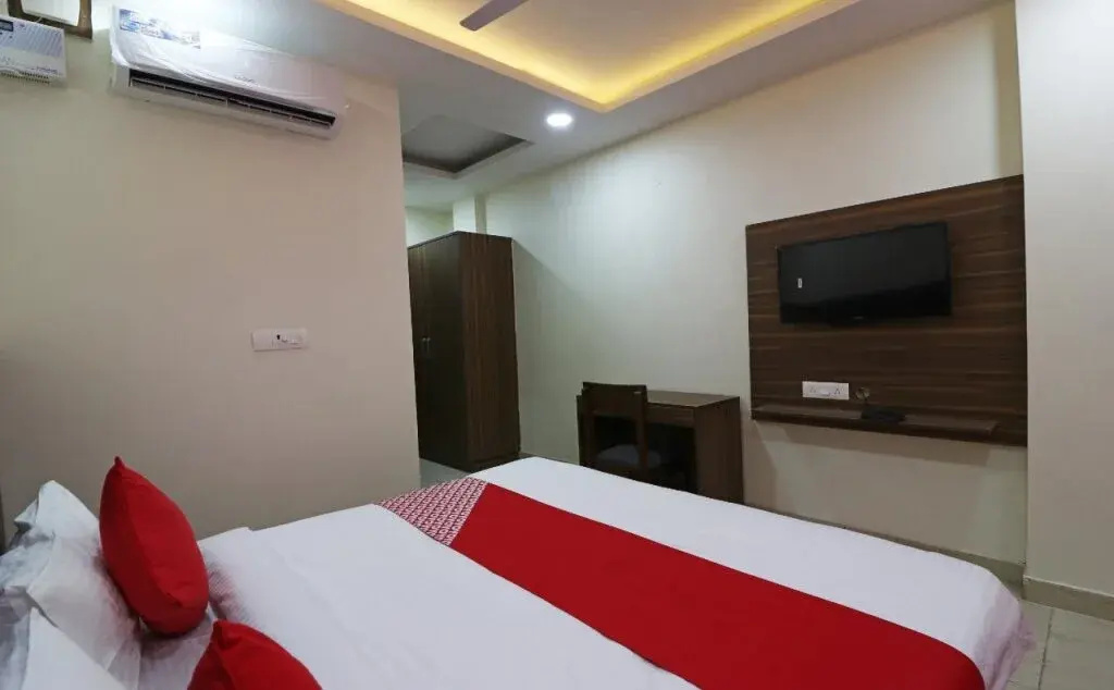 Ralson Residency By OYO Rooms