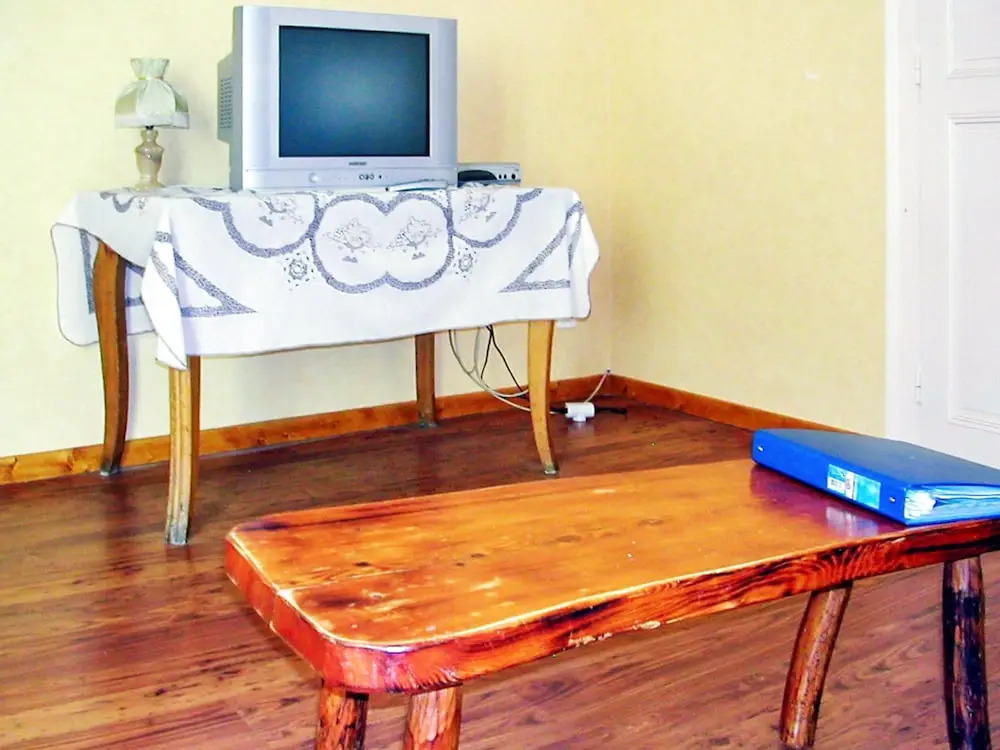 House With 2 Bedrooms in Chirens, With Enclosed Garden and Wifi - 25 k