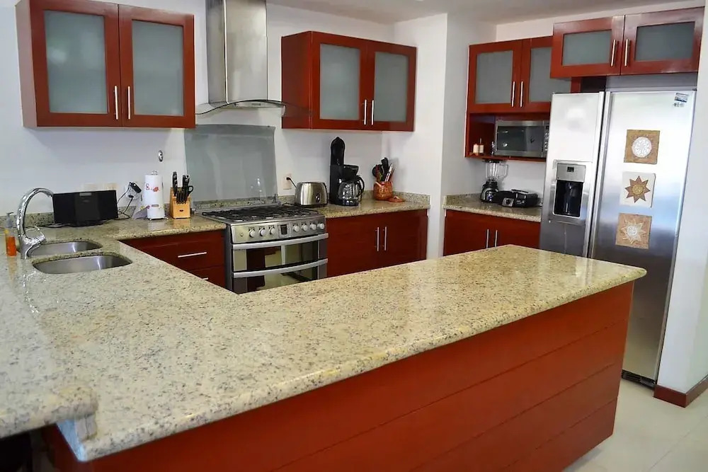 Condo Torre Diamante 305 by MDR