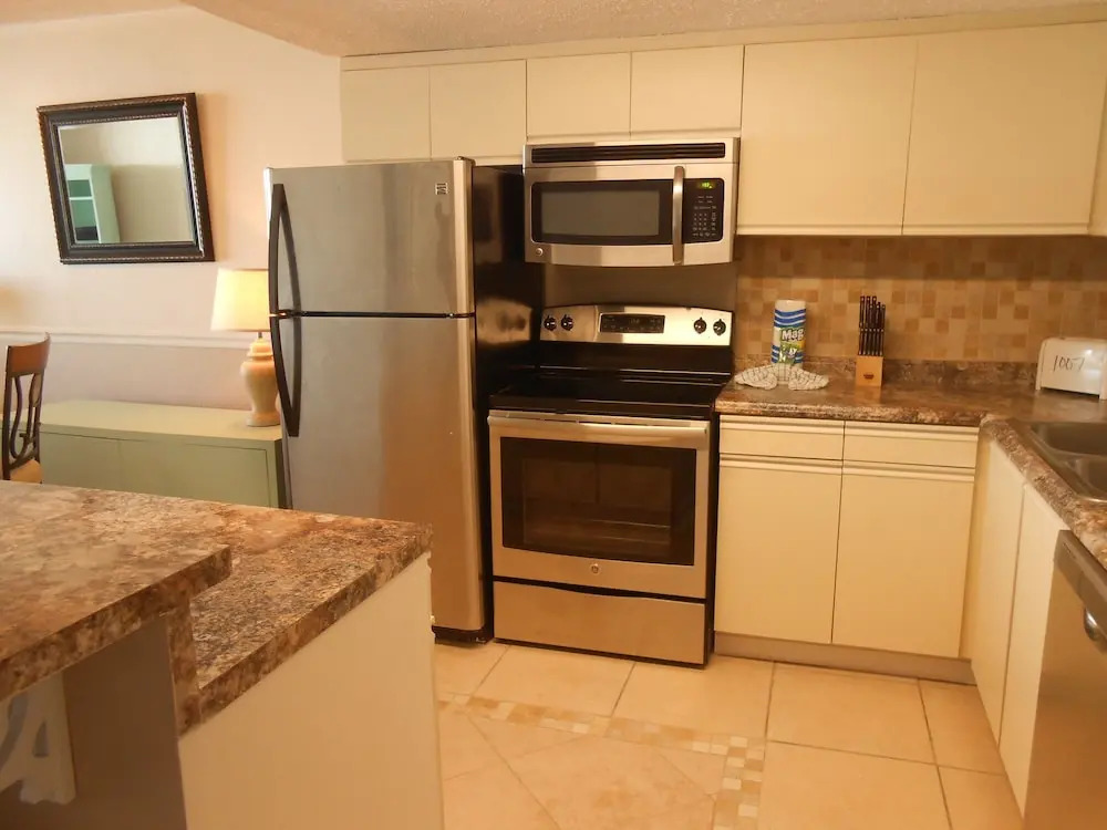 1007 Waters Edge Resort 1 Bedroom Condo