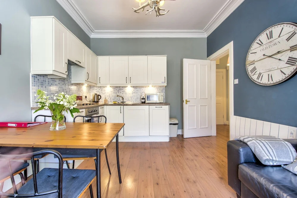 Beautiful, Historic Georgian 4 bed house: Heart of the City