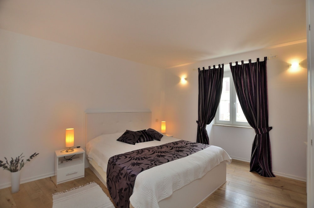 Rooms Pjaceta
