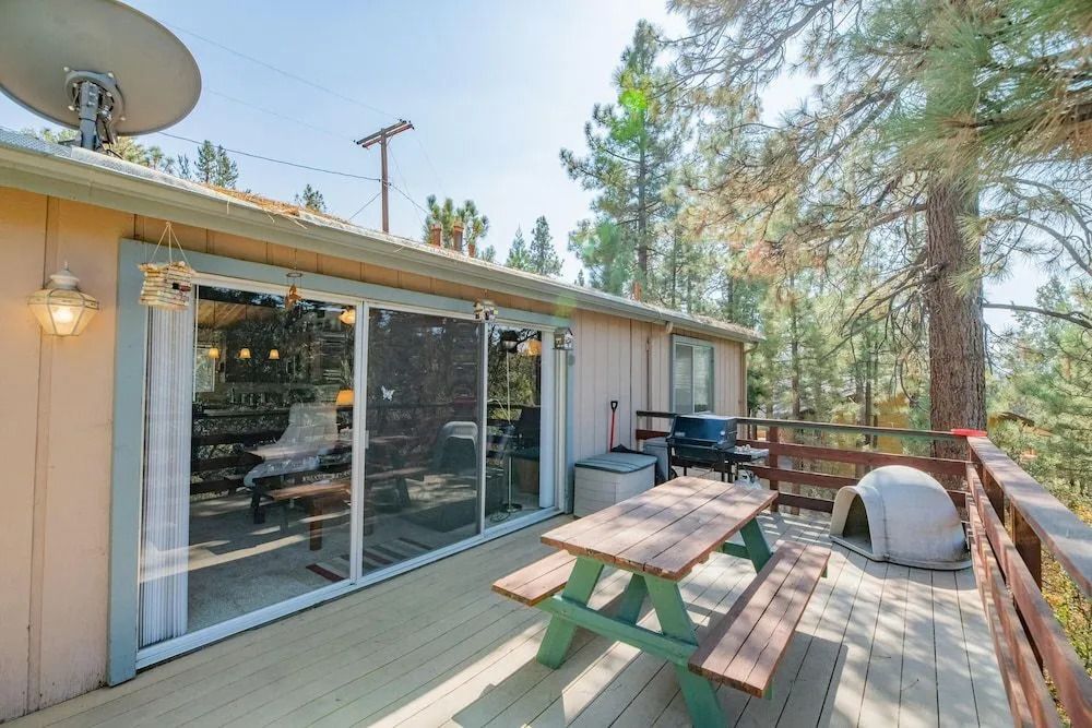 Lazy Bear Lodge