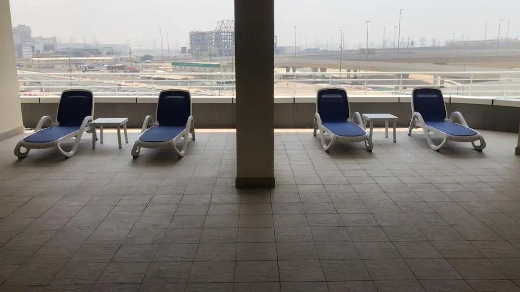 Cozy 2BHK Near to DMCC Metro Station -505