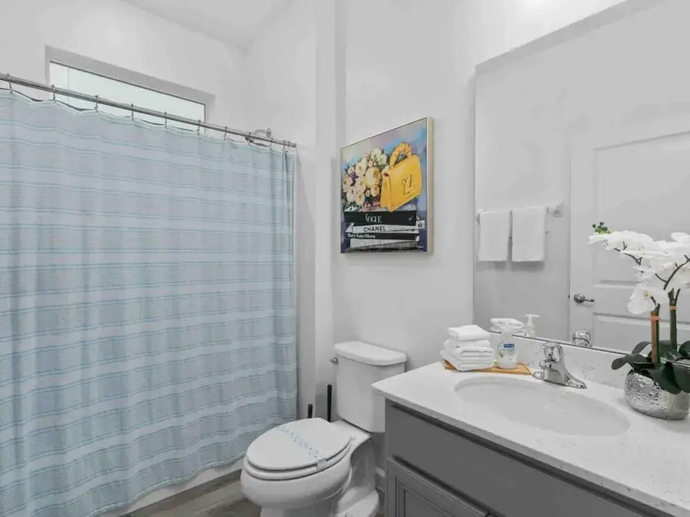 Super Blue- Sleeps 24 w Pool Movie Loft