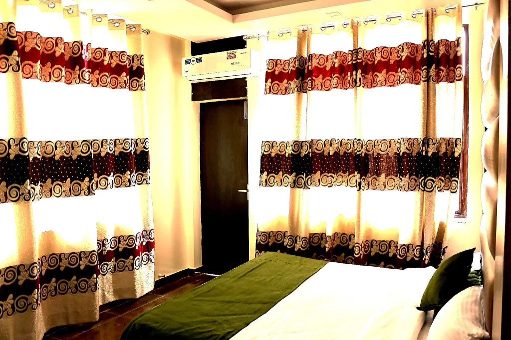 Hotel Trihari