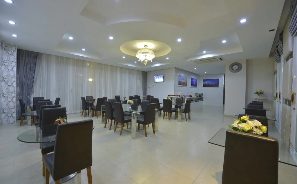 Phuglong Hotel