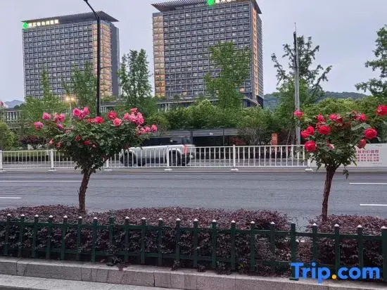 Xinwang Hotel (Taizhou Hospital East Campus)