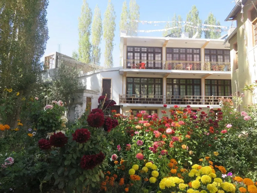 Hotel Maryul