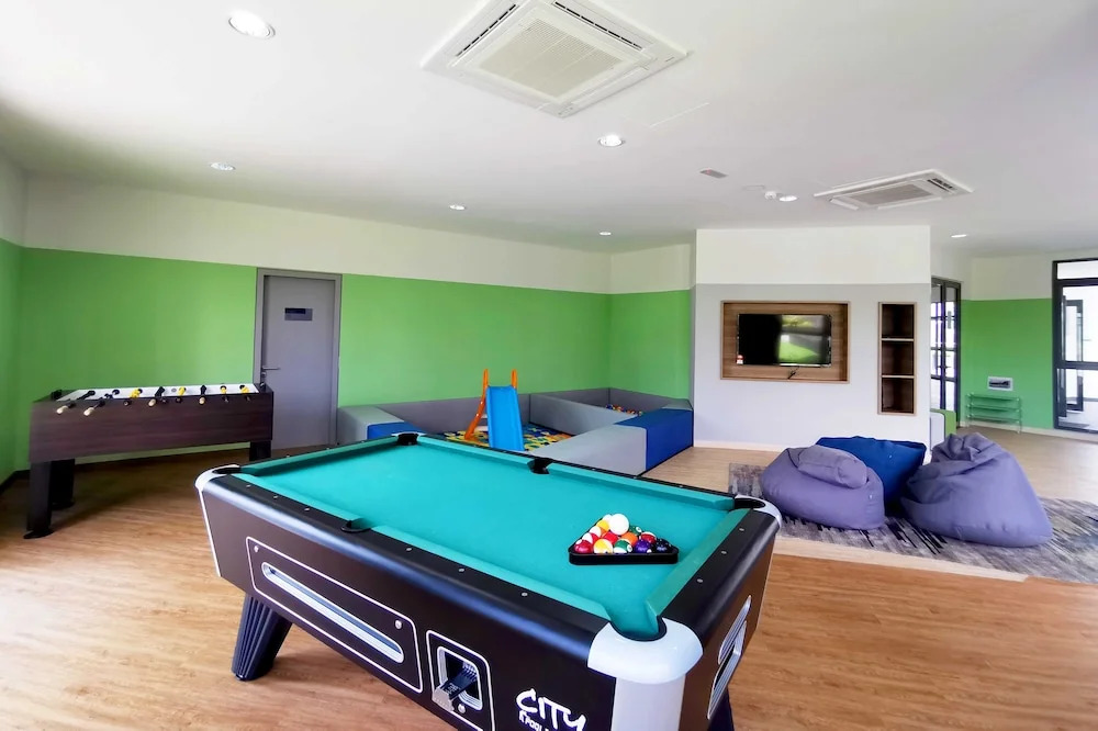 VIVO Residential Suites Mid Valley by EcoSuites