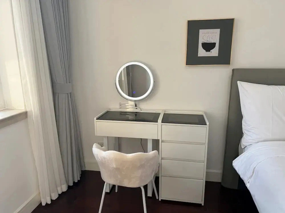Tyms Changning 2BR near Zhongshan  Metro