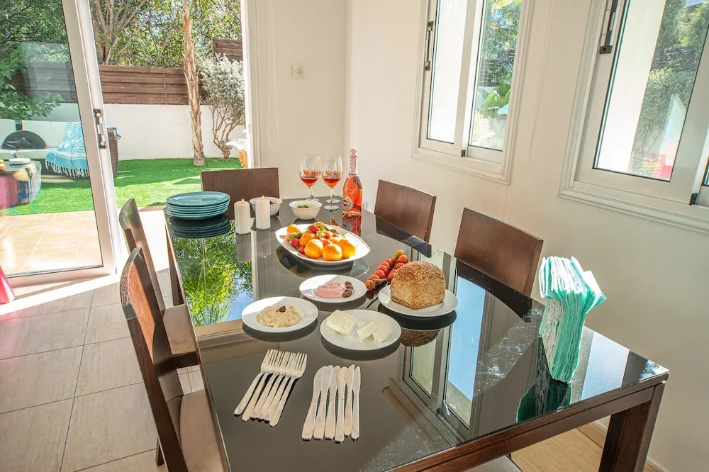 Konnos Beach Villa No 5