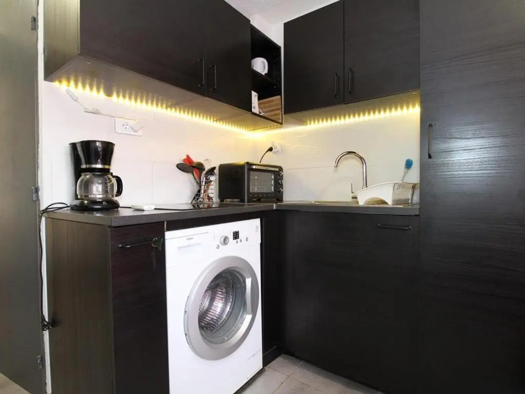 Appartement Balaruc-les-Bains, 2 pièces, 4 personnes - FR-1-553-91