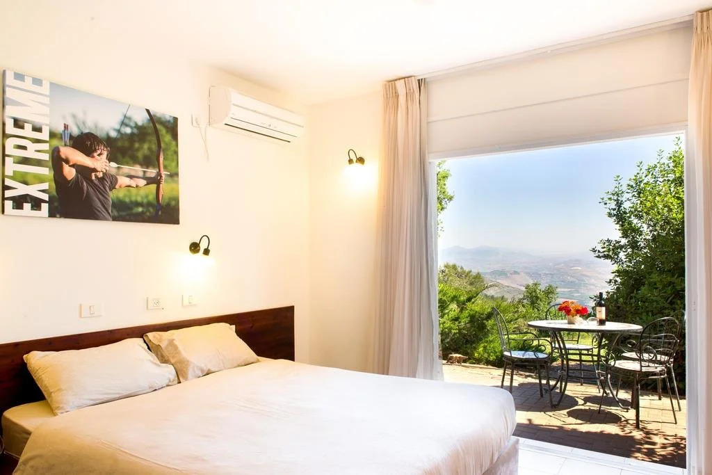 Manara Lodge