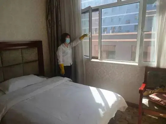 Q+ Shandan Renhe Hotel