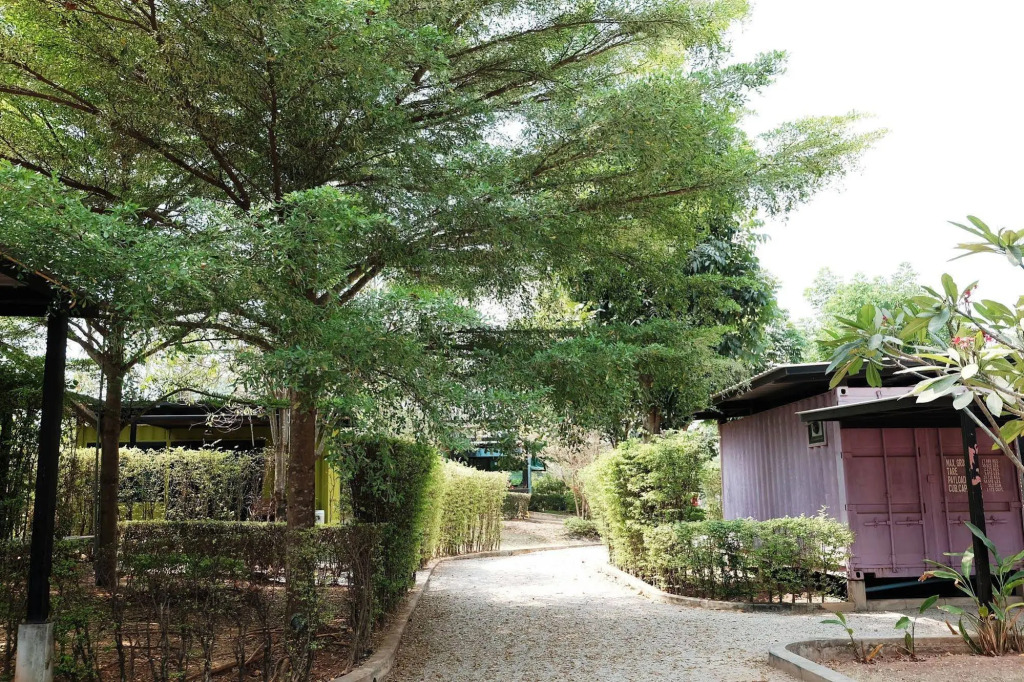 Le Blocs Resort and Cafe(เลอ บลอค รีสอร์ท แอนด์ คาเฟ่)